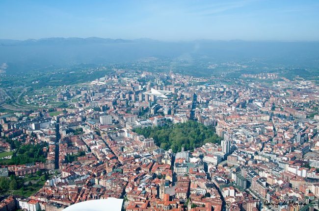 Foto de Oviedo desde el aire
